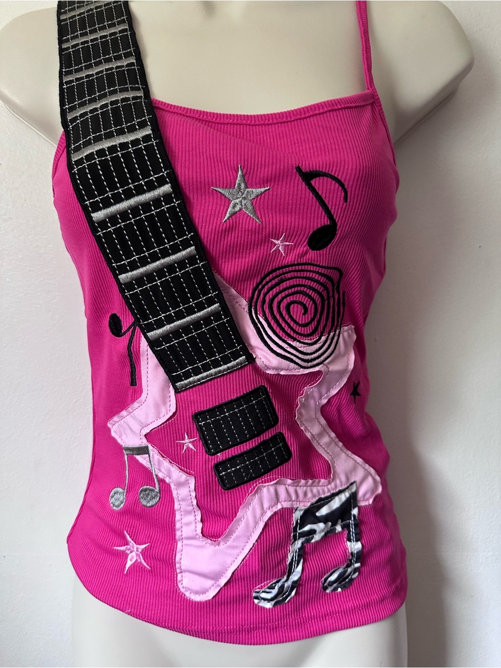 Hot Pink Music Graphic Tank Top - Picture 2 of 7